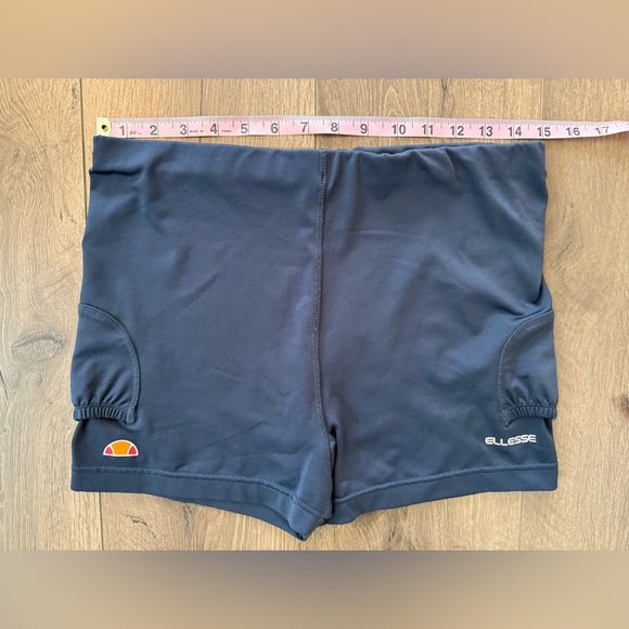 Ellesse Tennis Shorts Gray Size 10 - Picture 8 of 9